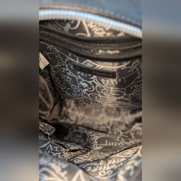 Betsey Johnson Collectable "Puppy" Backpack NWOT - Picture 6 of 10